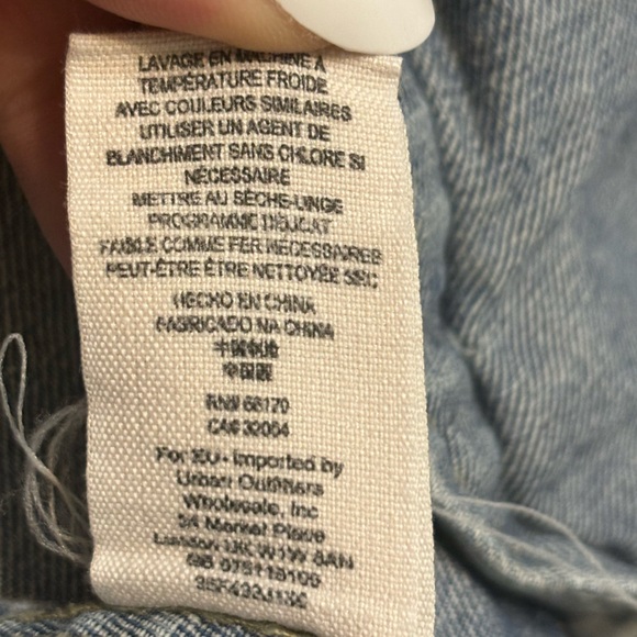 FREE PEOPLE Distressed Cropped Denim Jacket, Removable Hoodie - Picture 4 of 10